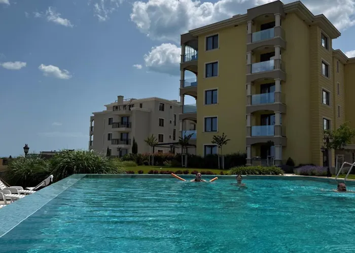 The Portal Infinity Pool And Barbecue Lejlighed *