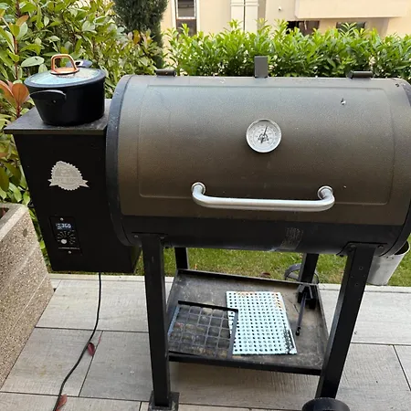 The Portal Infinity Pool And Barbecue Daire *