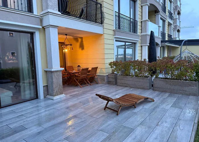 The Portal Infinity Pool And Barbecue Varna